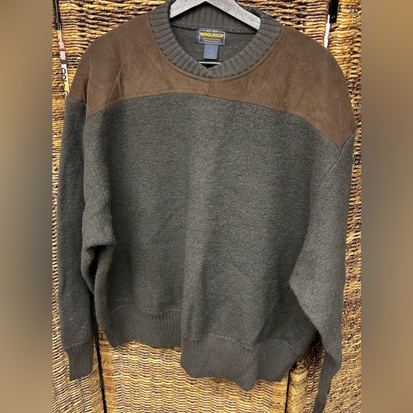 Woolrich Other - Woolrich Brown and‎ Green Sweater